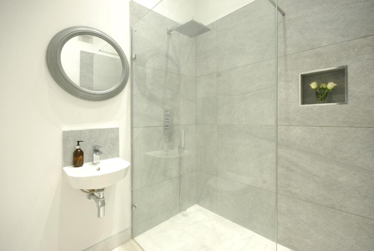 Topside House - Beautiful 7 Bedroom House With Hottub Wifi And Parking Near Bath Wells Frome Oakhill Extérieur photo