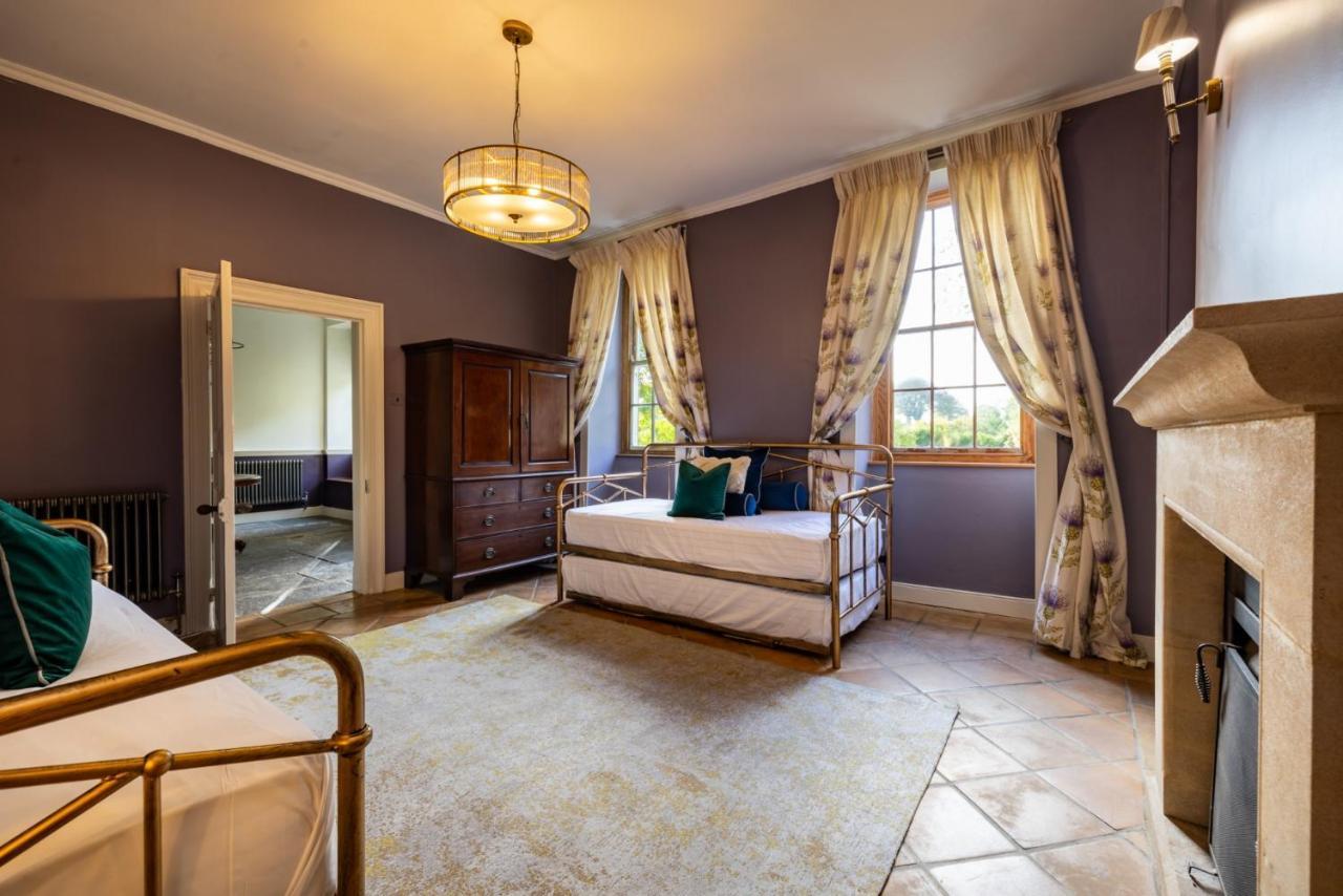 Topside House - Beautiful 7 Bedroom House With Hottub Wifi And Parking Near Bath Wells Frome Oakhill Extérieur photo