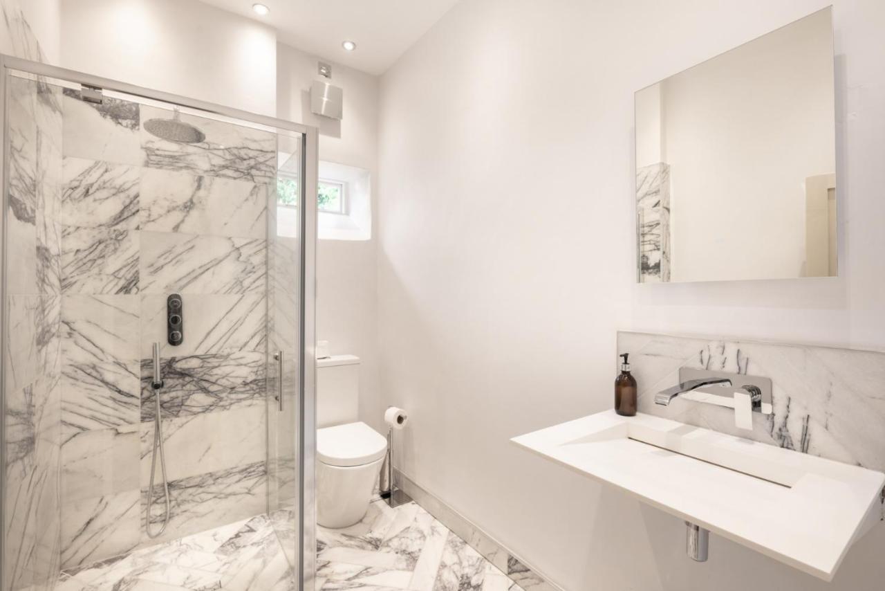 Topside House - Beautiful 7 Bedroom House With Hottub Wifi And Parking Near Bath Wells Frome Oakhill Extérieur photo