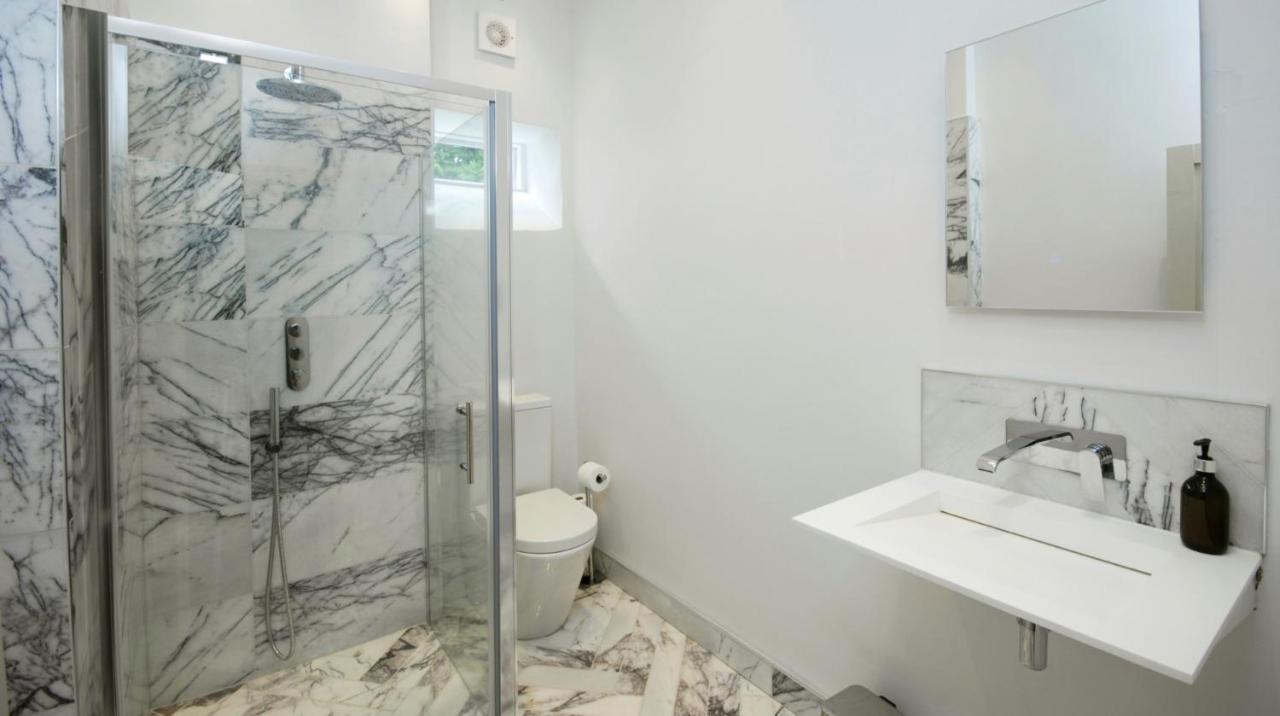 Topside House - Beautiful 7 Bedroom House With Hottub Wifi And Parking Near Bath Wells Frome Oakhill Extérieur photo