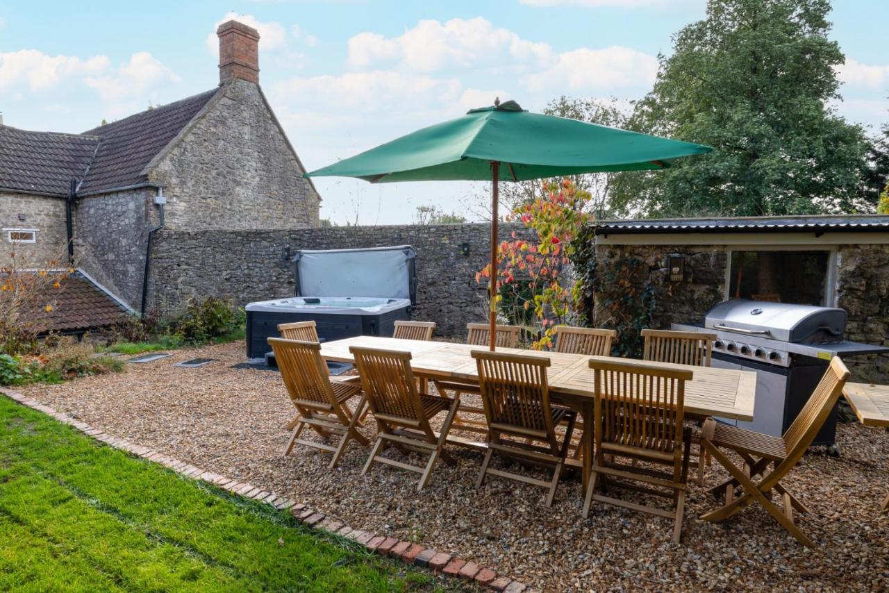 Topside House - Beautiful 7 Bedroom House With Hottub Wifi And Parking Near Bath Wells Frome Oakhill Extérieur photo